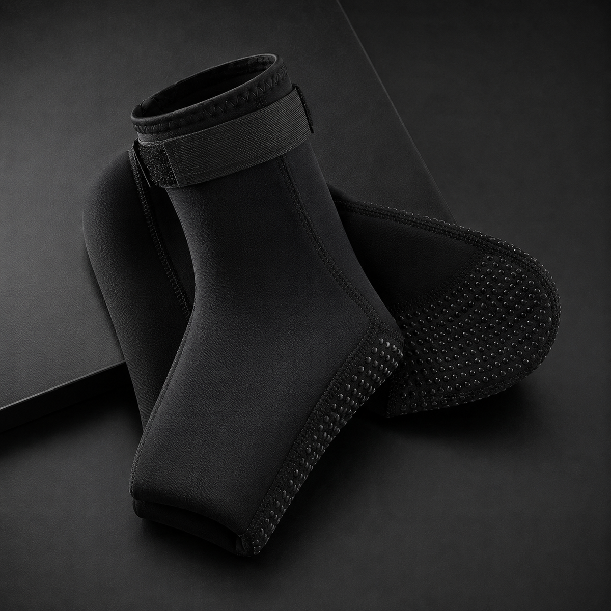 5mm Waterproof Neoprene Thermal Socks – Anti-Slip for Surfing and Extreme Cold